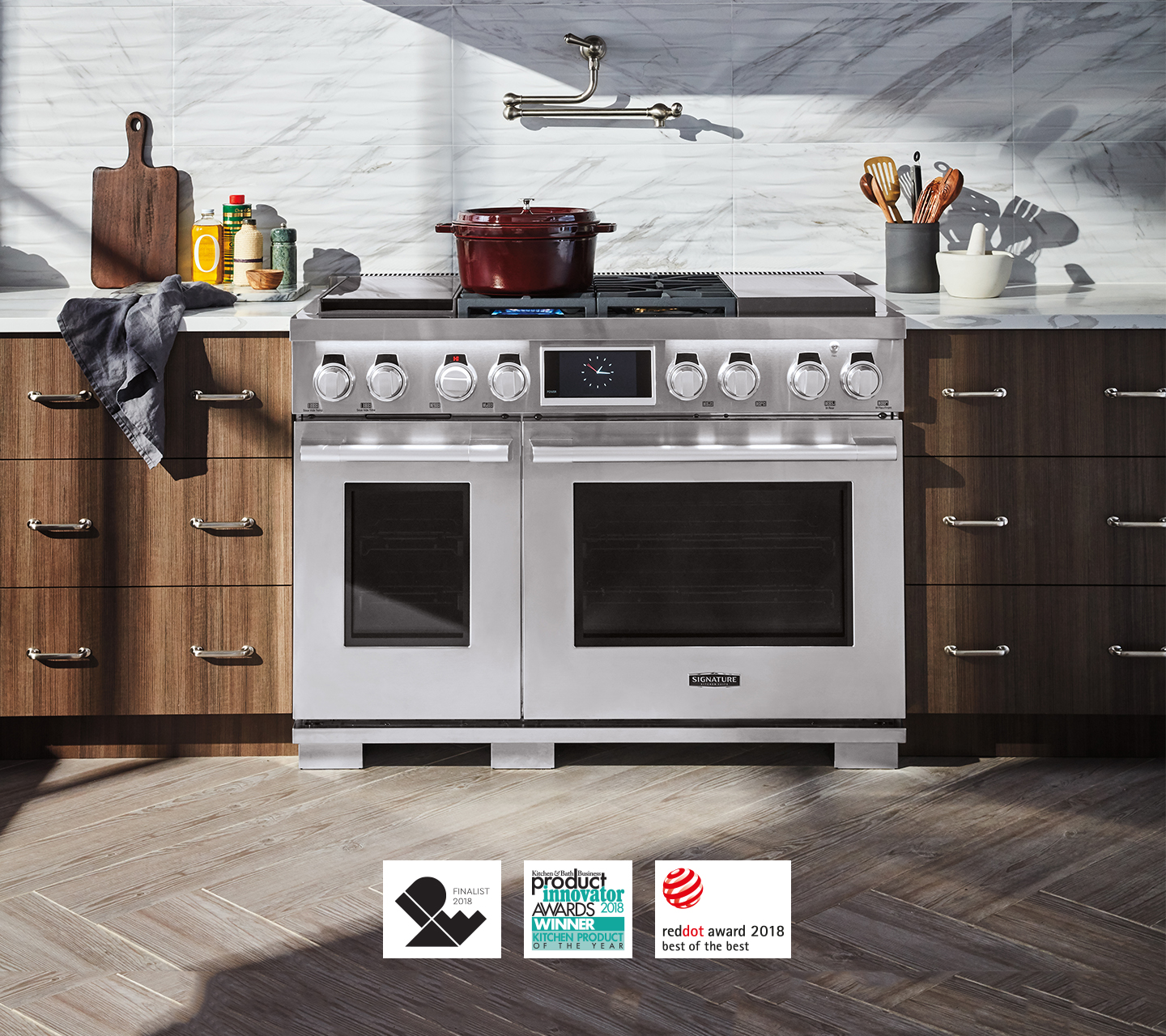 Cuisinière primée 122 cm (48 po) de Signature Kitchen Suite