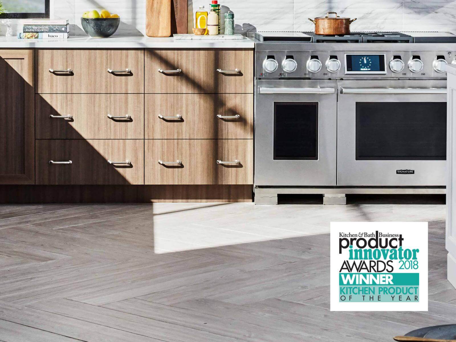 Award-winning range by Signature Kitchen Suite Award-winning 48-inch range by Signature Kitchen Suite